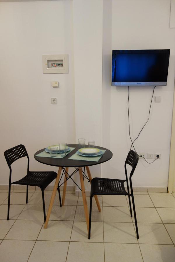 Kiki'S Cosy Apartments Néa Khilí Eksteriør bilde