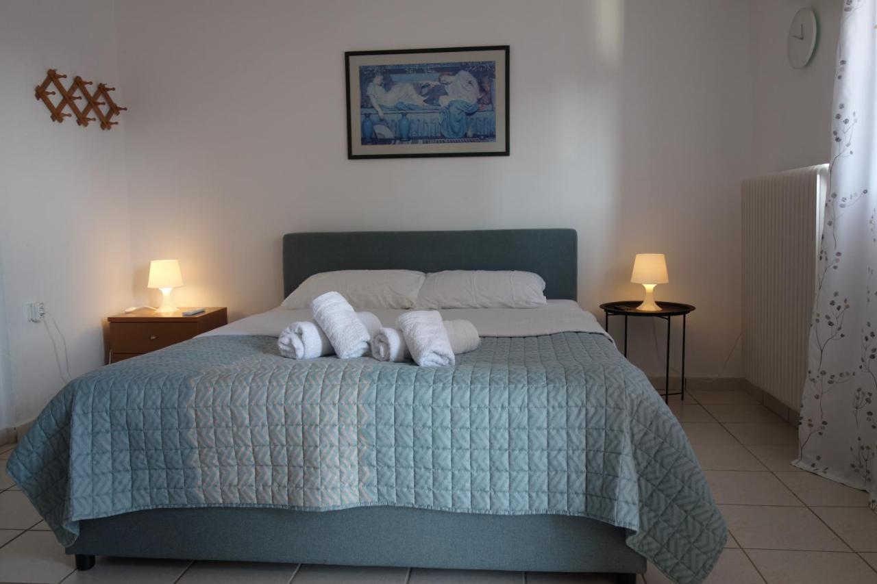 Kiki'S Cosy Apartments Néa Khilí Eksteriør bilde