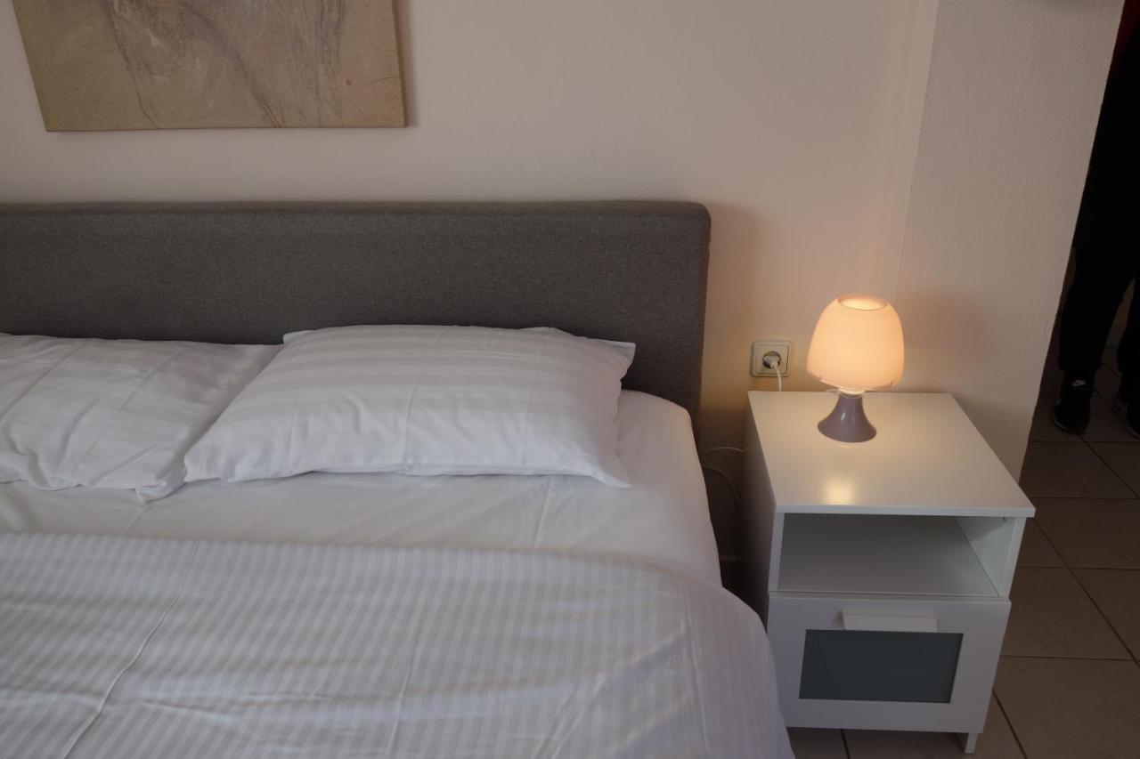 Kiki'S Cosy Apartments Néa Khilí Eksteriør bilde